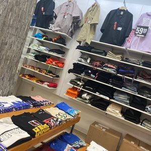 Meet your Posher, Jaylab